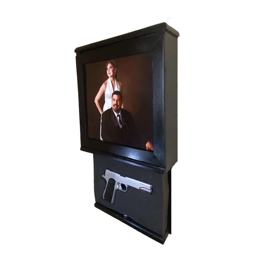 Black Picture Frame Hidden Gun Safe With Lock